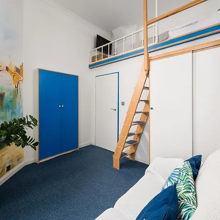 Nowogrodzka Urban Mezzanine By Bookinghost * Warsaw