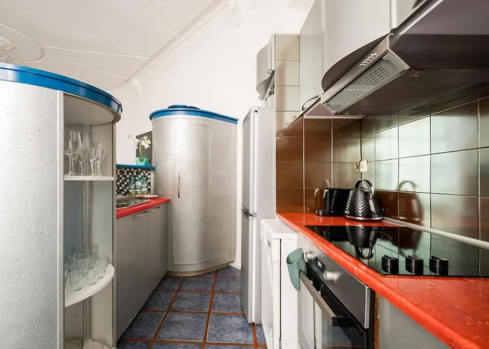 Nowogrodzka Urban Mezzanine By Bookinghost Warsaw