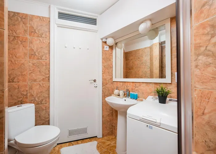 Nowogrodzka Urban Mezzanine By Bookinghost *