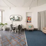 Nowogrodzka Urban Mezzanine By Bookinghost Appartement